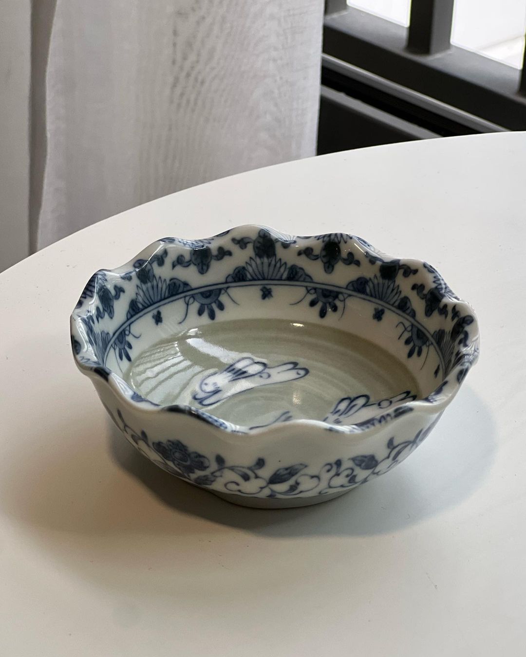 Chén Sứ/Gốm Cảnh Hoa Miệng Sóng Xanh Chàm